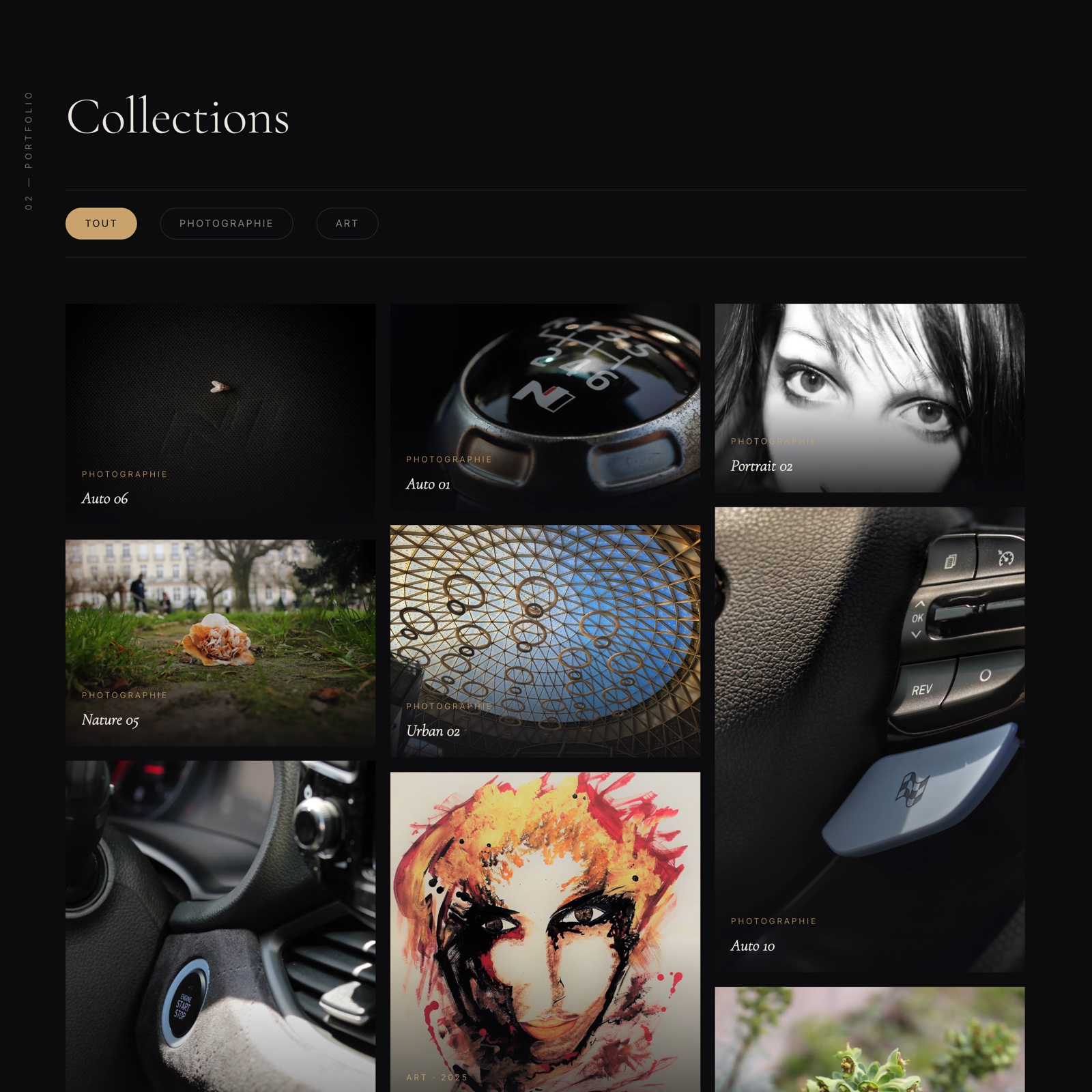 Galerie Dario : photographies et œuvres en grille avec filtres